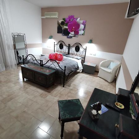 Bed & Breakfast Villa Flora Eredita Экстерьер фото